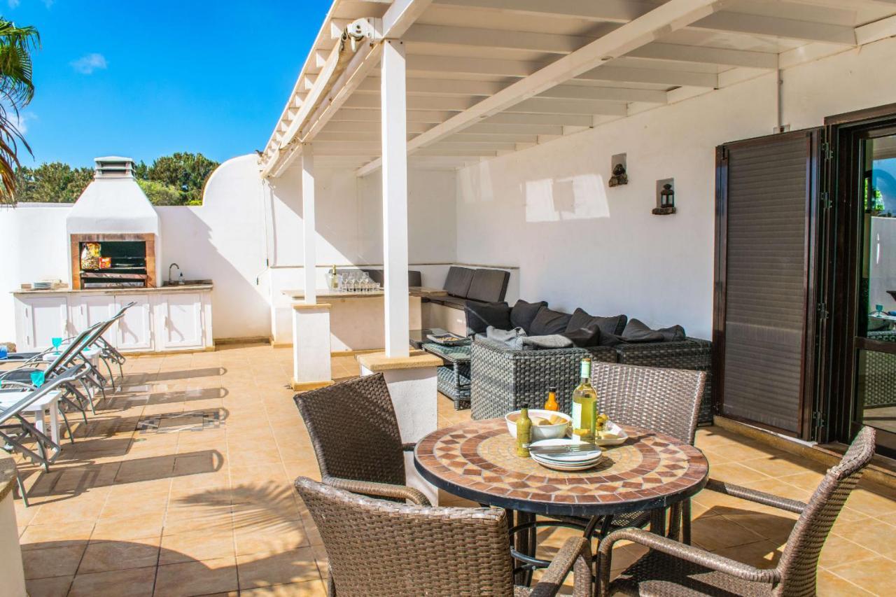 Villa Michelle - Lh114 By Villas Now Ltd Playa Blanca  Buitenkant foto