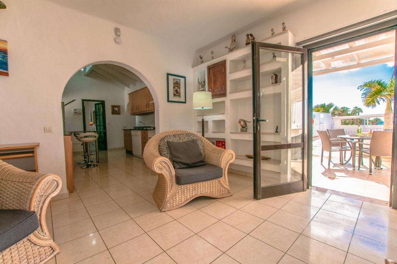Villa Michelle - Lh114 By Villas Now Ltd Playa Blanca  Buitenkant foto