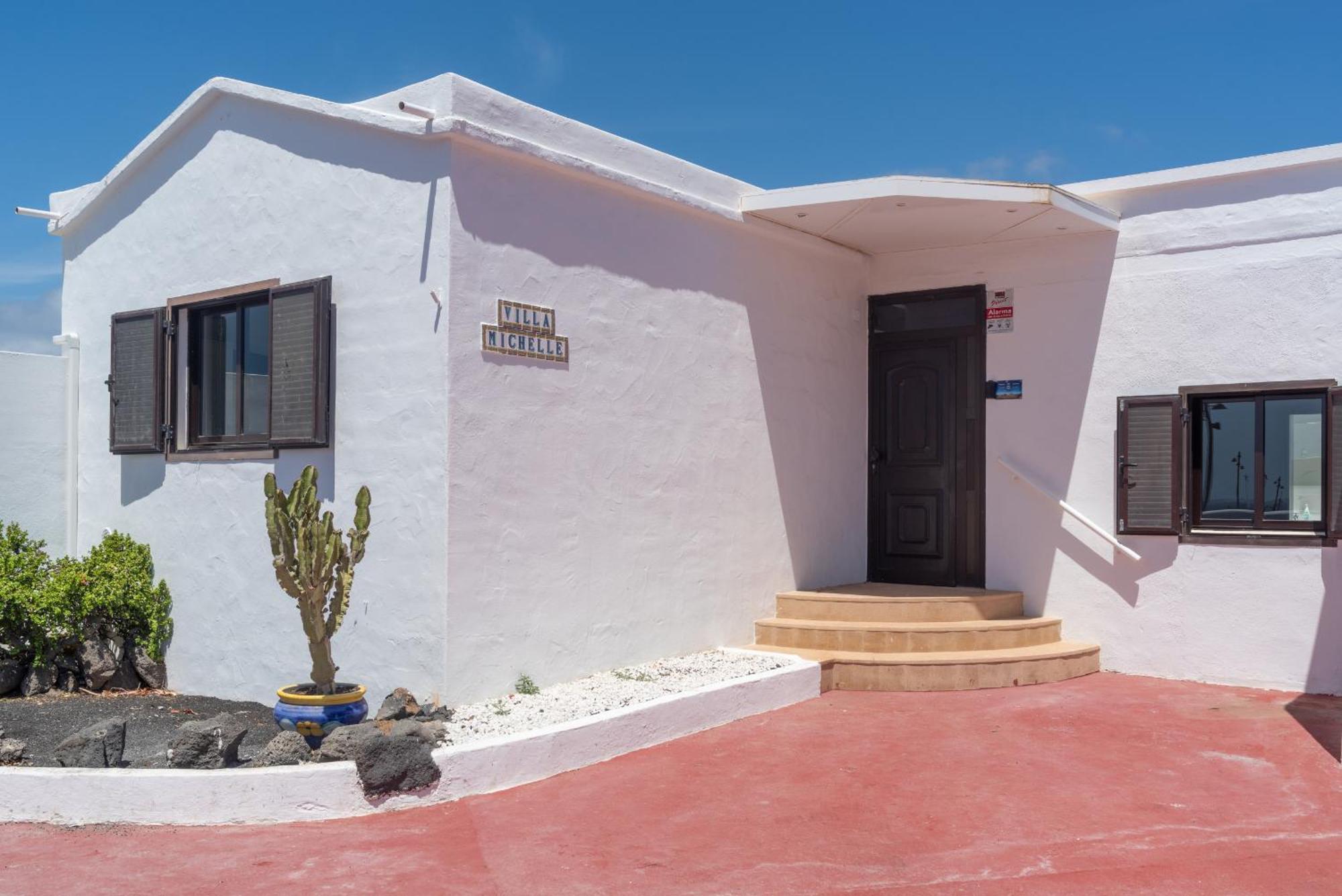 Villa Michelle - Lh114 By Villas Now Ltd Playa Blanca  Buitenkant foto