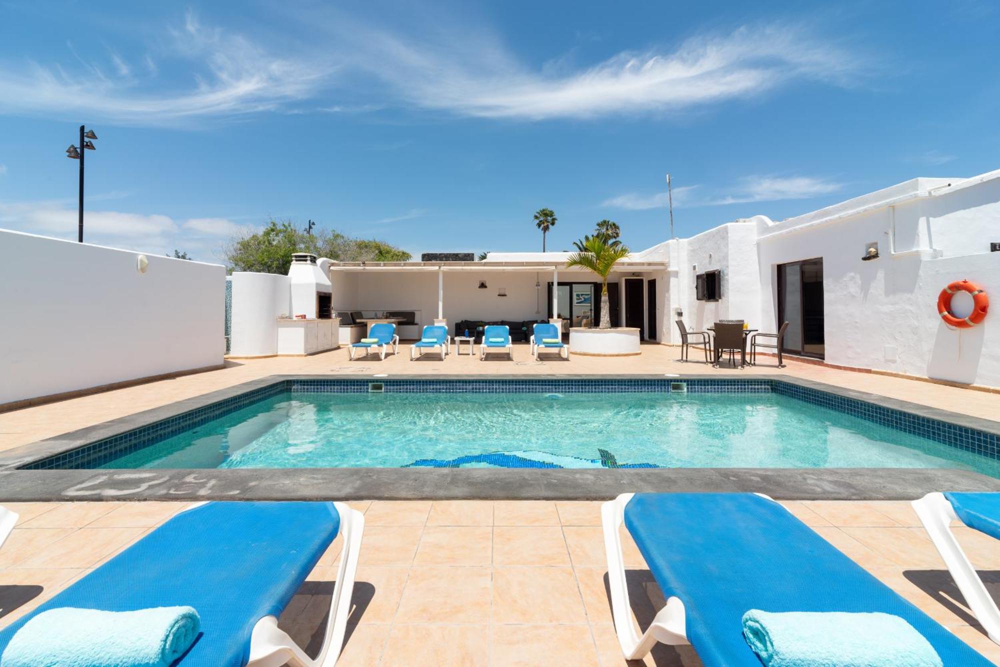 Villa Michelle - Lh114 By Villas Now Ltd Playa Blanca  Buitenkant foto