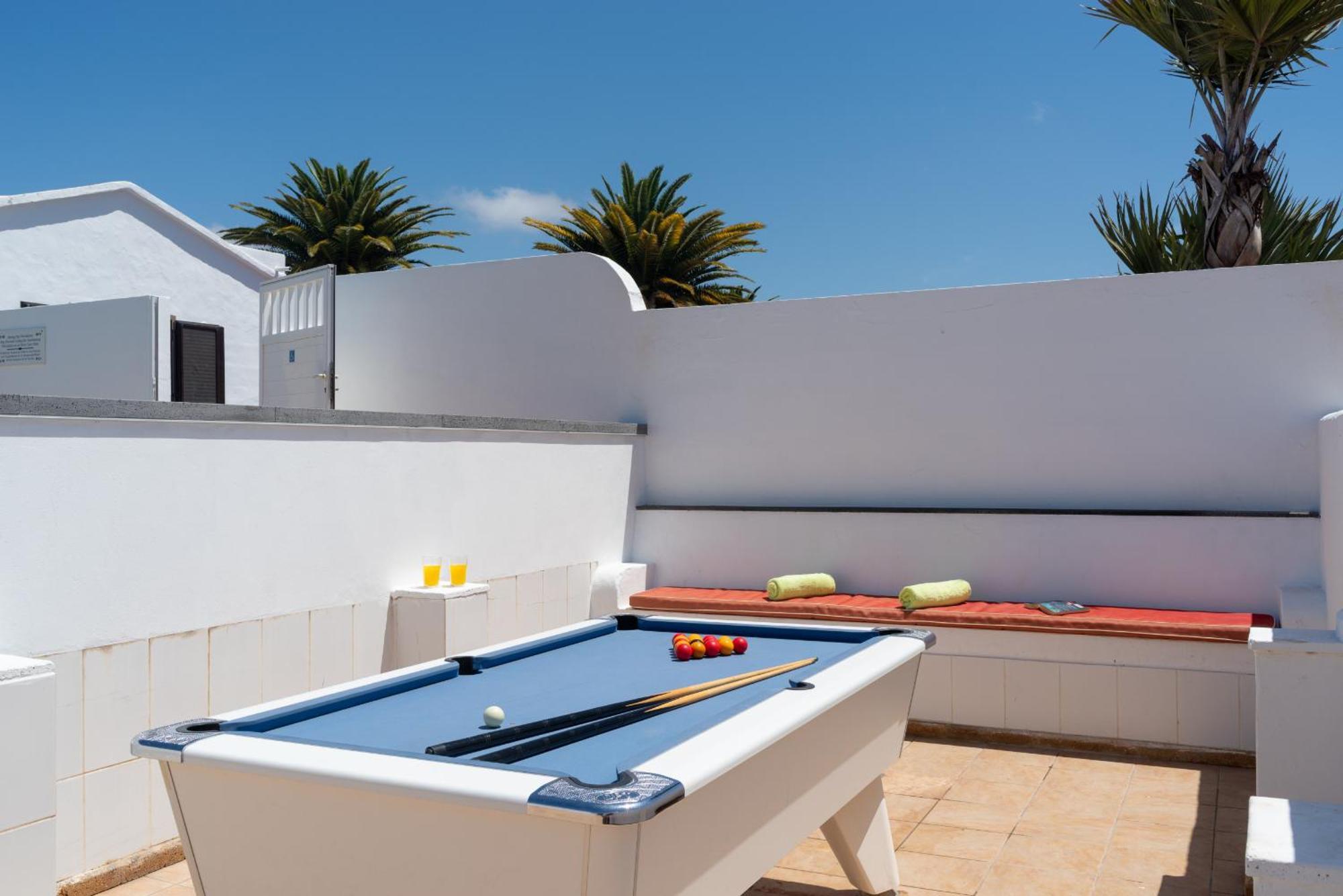 Villa Michelle - Lh114 By Villas Now Ltd Playa Blanca  Buitenkant foto